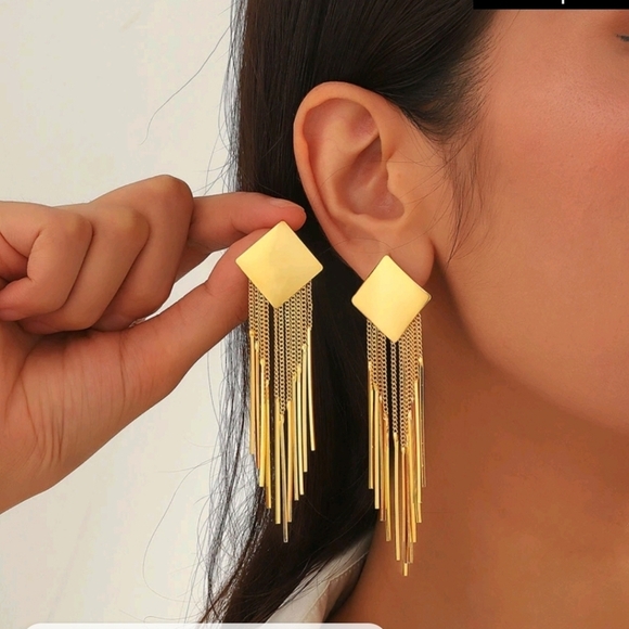Gold color diamond Shaped Metal & Chain Tassel Drop Earrings For‎ Women - Picture 1 of 4